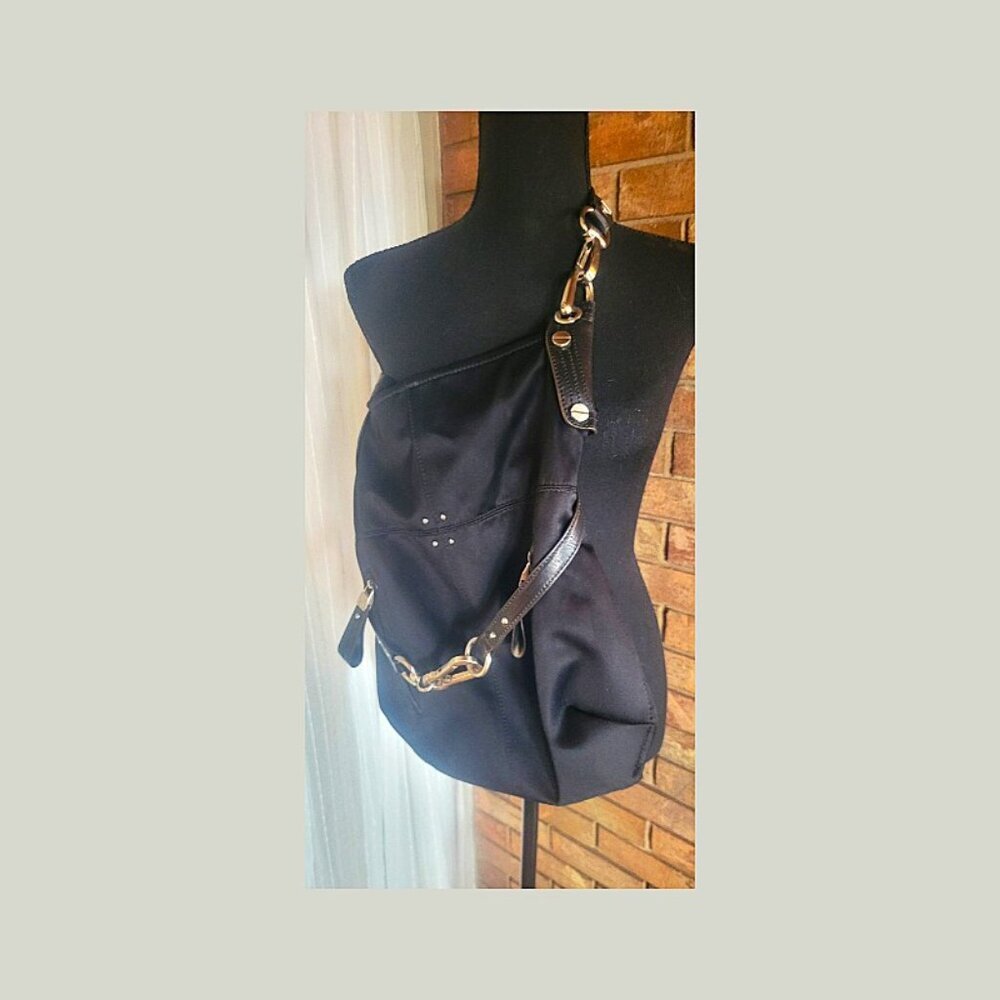 B-Makowski Black Buckled Shoulder Bag - Mixed Leather/Fabric - Picture 2 of 16